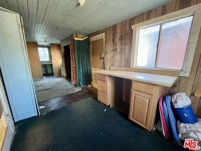 3463 Washington Street, Riverside, CA 92504