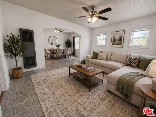 3463 Washington Street, Riverside, CA 92504