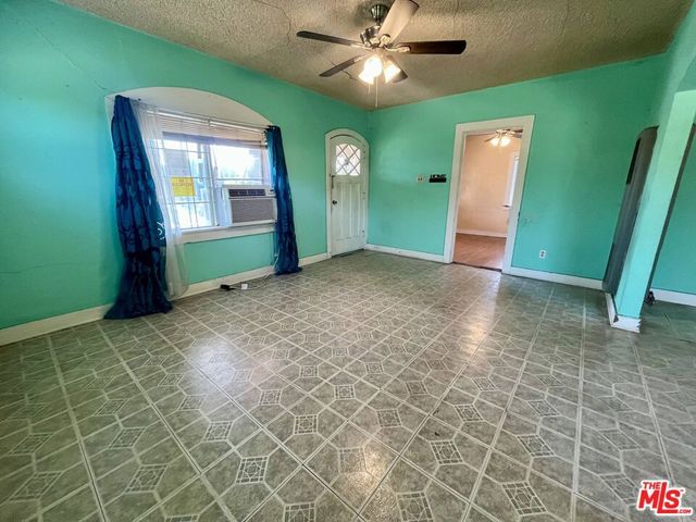 3463 Washington Street, Riverside, CA 92504