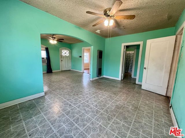 3463 Washington Street, Riverside, CA 92504