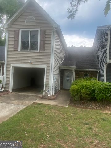 384 Lakeridge Court, Riverdale, GA 30274