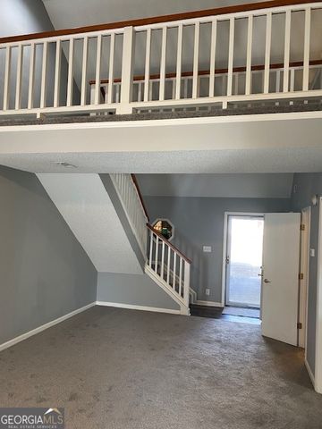 384 Lakeridge Court, Riverdale, GA 30274
