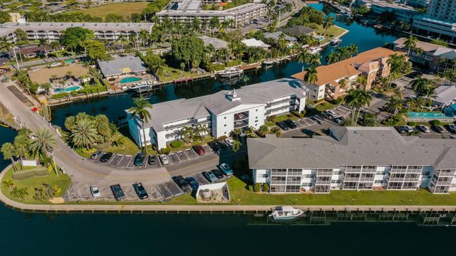 450 Paradise Isle Boulevard, Hallandale Beach, FL 33009