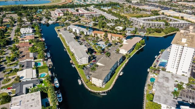 450 Paradise Isle Boulevard, Hallandale Beach, FL 33009
