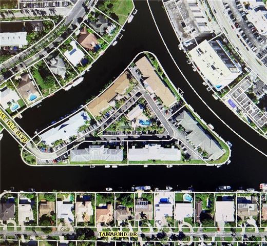 450 Paradise Isle Boulevard, Hallandale Beach, FL 33009