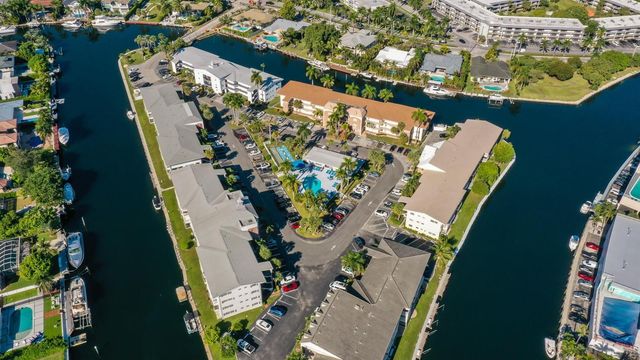 450 Paradise Isle Boulevard, Hallandale Beach, FL 33009