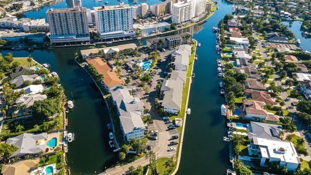 450 Paradise Isle Boulevard, Hallandale Beach, FL 33009