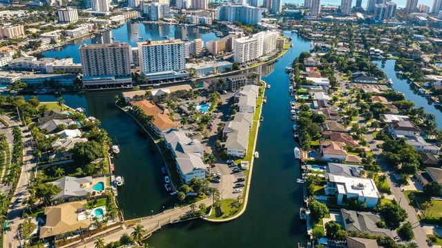 450 Paradise Isle Boulevard, Hallandale Beach, FL 33009