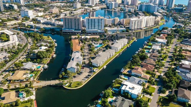 450 Paradise Isle Boulevard, Hallandale Beach, FL 33009