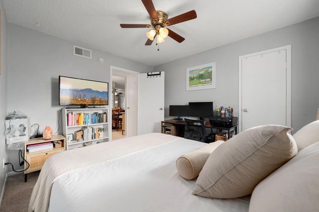 12550 Whittington Drive 811, Houston, TX 77077