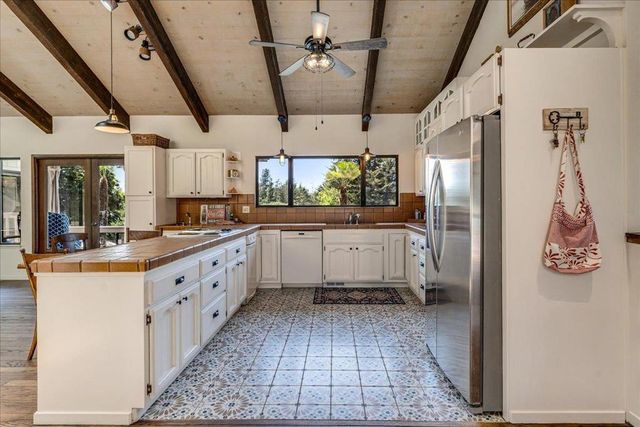 284 Brooktree Ranch Road, Aptos, CA 95003