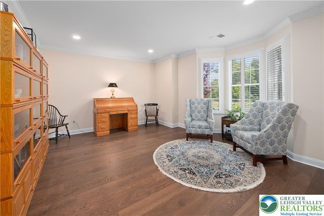 7733 Valor Drive, Springfield Twp, PA 18036