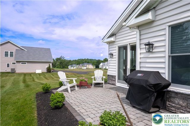 7733 Valor Drive, Springfield Twp, PA 18036