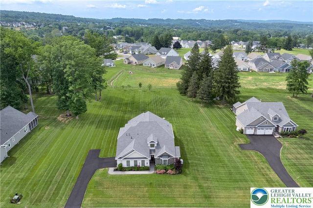 7733 Valor Drive, Springfield Twp, PA 18036