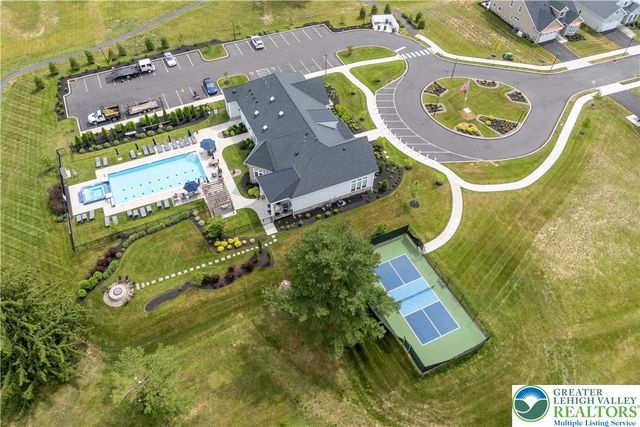 7733 Valor Drive, Springfield Twp, PA 18036
