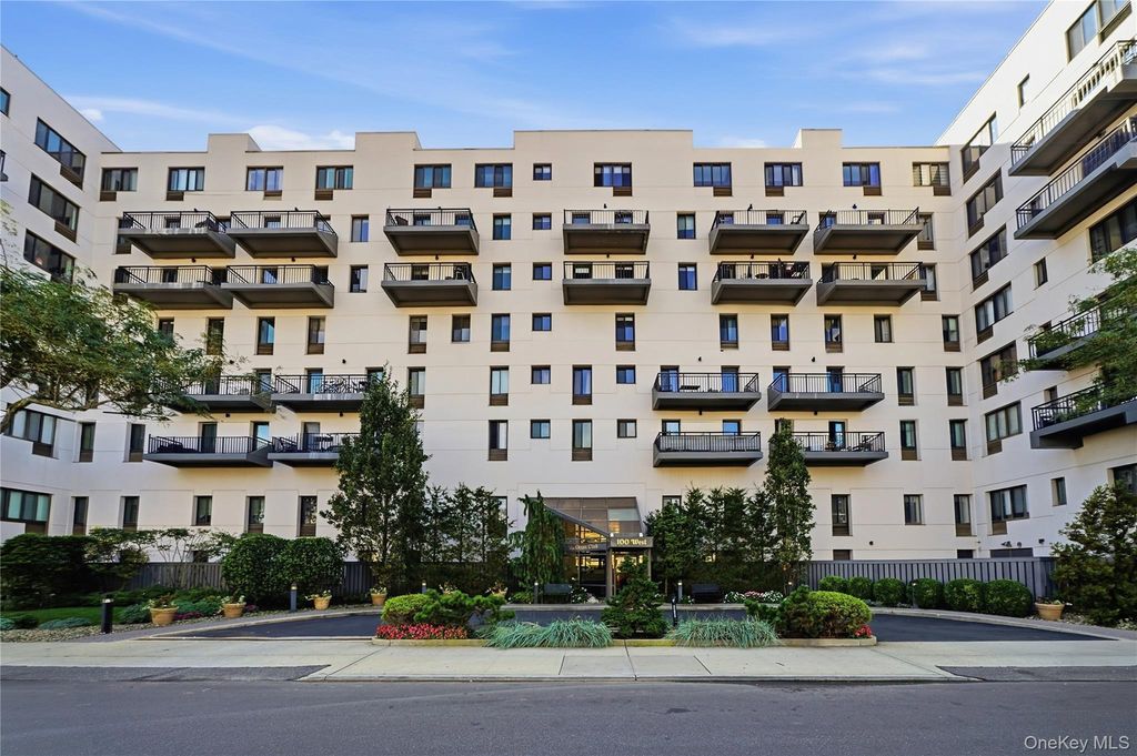 100 W Broadway #6Q, Long Beach, NY 11561 — photo 2