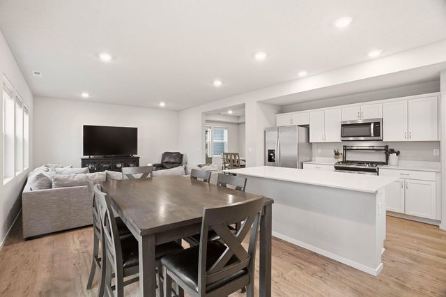 8218 S Allora Rd, Cheney, WA 99004