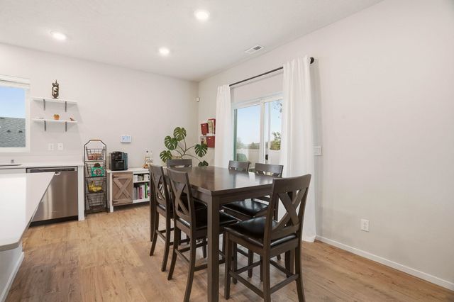 8218 S Allora Rd, Cheney, WA 99004