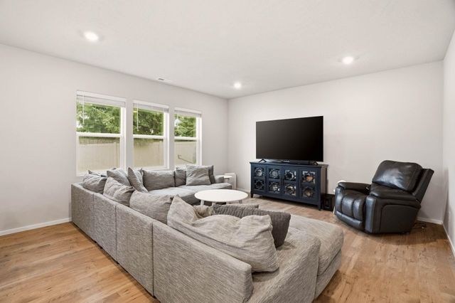 8218 S Allora Rd, Cheney, WA 99004