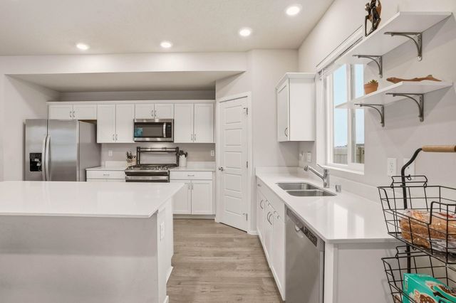 8218 S Allora Rd, Cheney, WA 99004