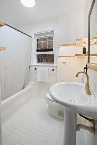 401 CONRAD RD, Englewood, NJ 07631