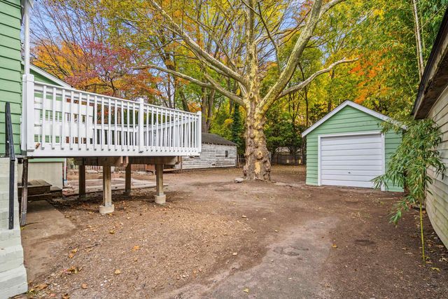 401 CONRAD RD, Englewood, NJ 07631