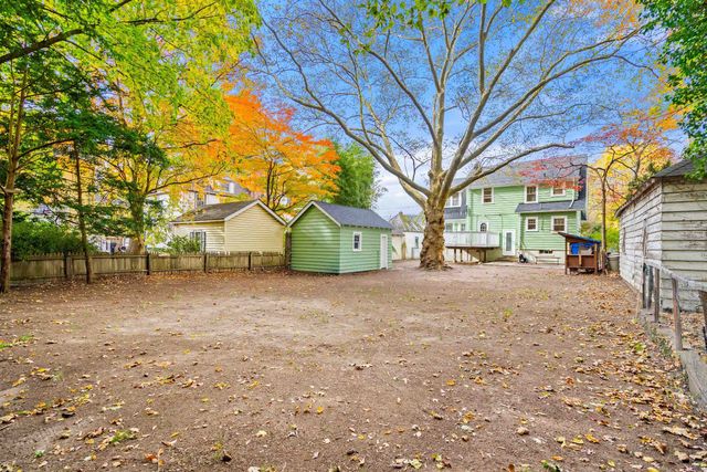 401 CONRAD RD, Englewood, NJ 07631