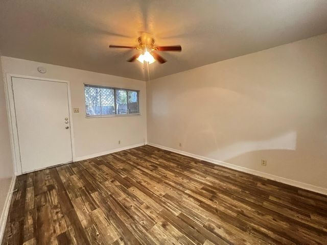 1037 E 44th ST 205, Austin, TX 78751
