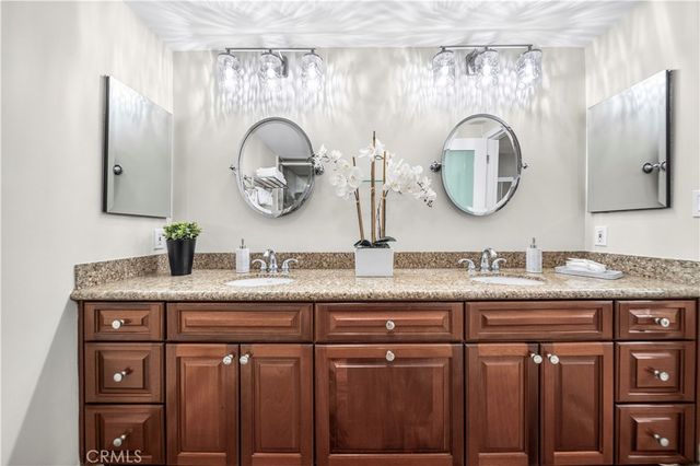 450 San Vicente Boulevard 104, Santa Monica, CA 90402