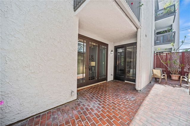 450 San Vicente Boulevard 104, Santa Monica, CA 90402