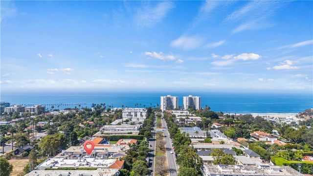 450 San Vicente Boulevard 104, Santa Monica, CA 90402