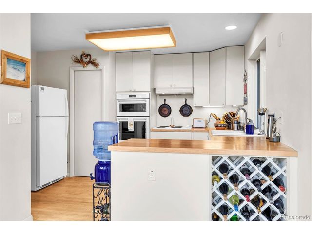 700 Hill St Cir, Boulder, CO 80302