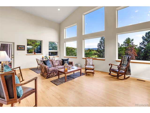 700 Hill St Cir, Boulder, CO 80302