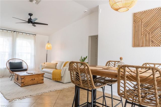 2208 Viscaya PKWY, Cape Coral, FL 33990