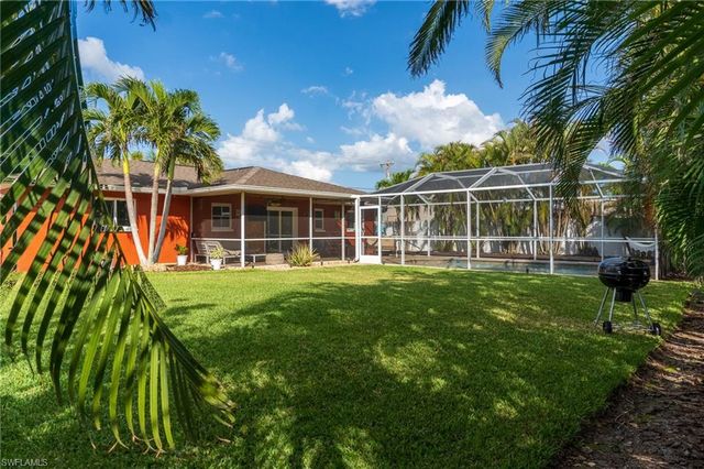 2208 Viscaya PKWY, Cape Coral, FL 33990