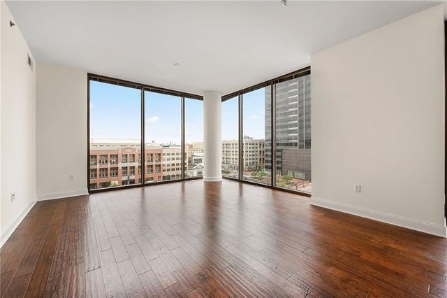 270 17th Street NW 702, Atlanta, GA 30363