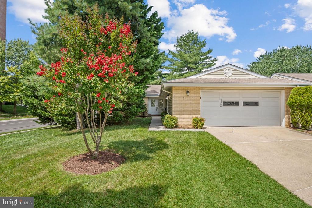 3300 SOLOMONS CT #100, Silver Spring, MD 20906
