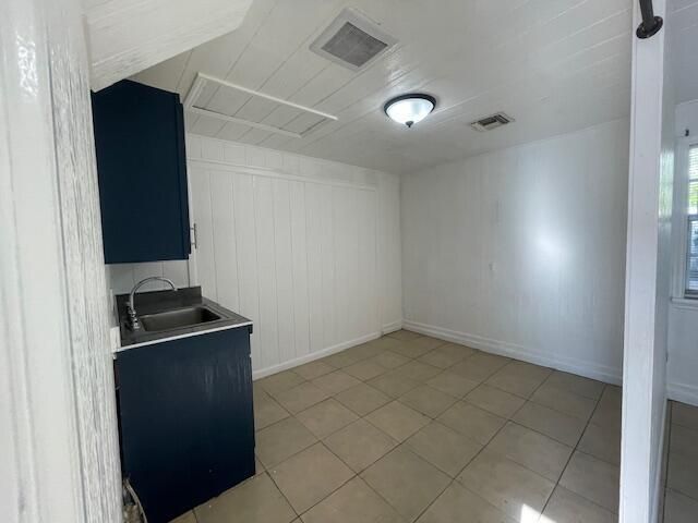 613 54th Street, West Palm Beach, FL 33407