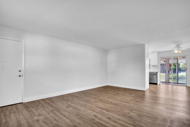 3210 MERIDIAN Way S 11, Palm Beach Gardens, FL 33410