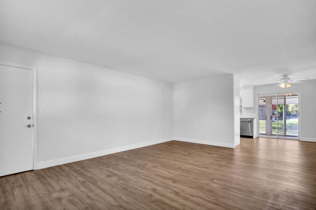 3210 MERIDIAN Way S 11, Palm Beach Gardens, FL 33410