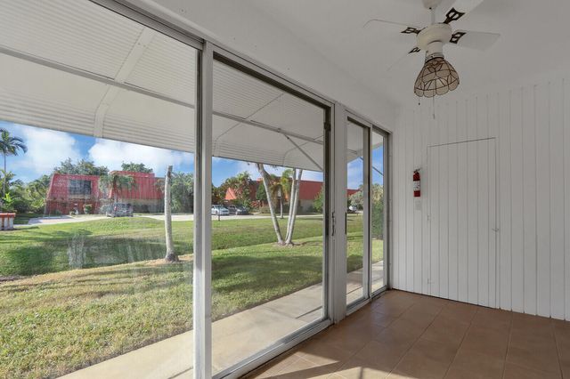 3210 MERIDIAN Way S 11, Palm Beach Gardens, FL 33410