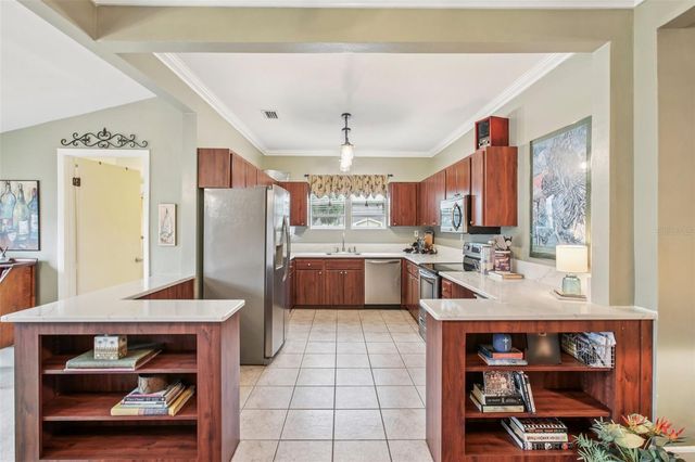 501 32ND AVENUE N, St Petersburg, FL 33704