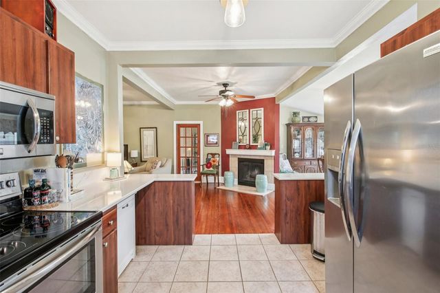 501 32ND AVENUE N, St Petersburg, FL 33704