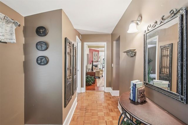 501 32ND AVENUE N, St Petersburg, FL 33704