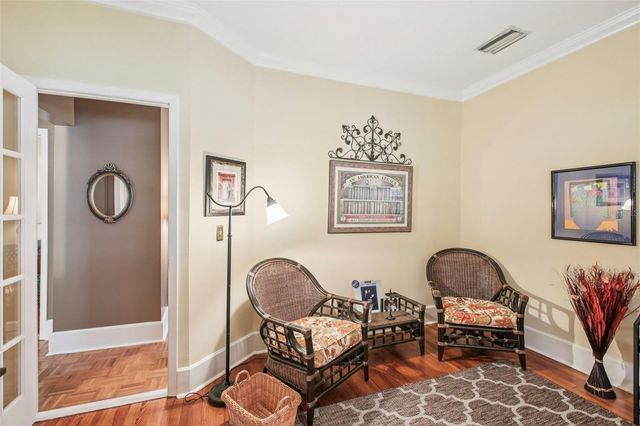 501 32ND AVENUE N, St Petersburg, FL 33704