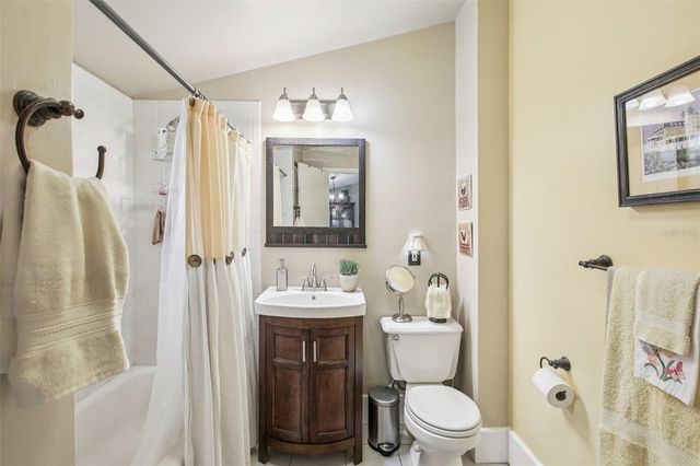 501 32ND AVENUE N, St Petersburg, FL 33704