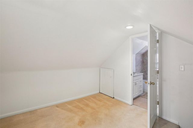 501 32ND AVENUE N, St Petersburg, FL 33704