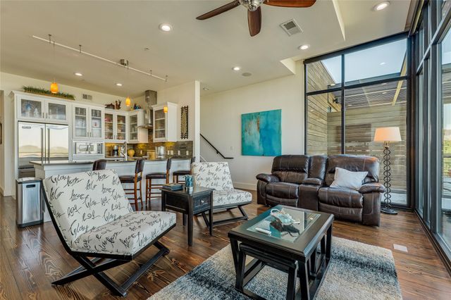 1101 Ivean Pearson RD D202, Lago Vista, TX 78645