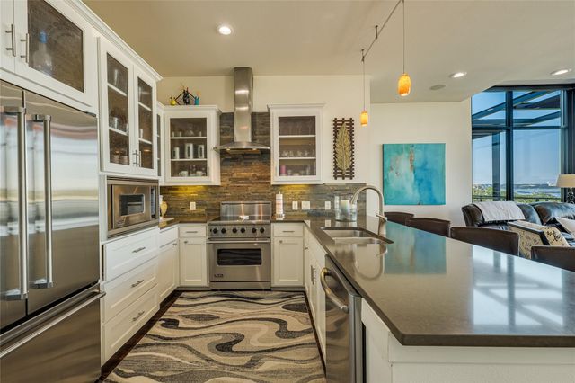 1101 Ivean Pearson RD D202, Lago Vista, TX 78645