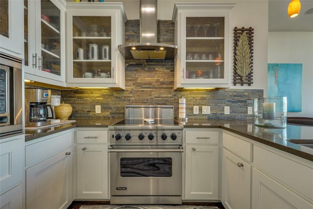 1101 Ivean Pearson RD D202, Lago Vista, TX 78645